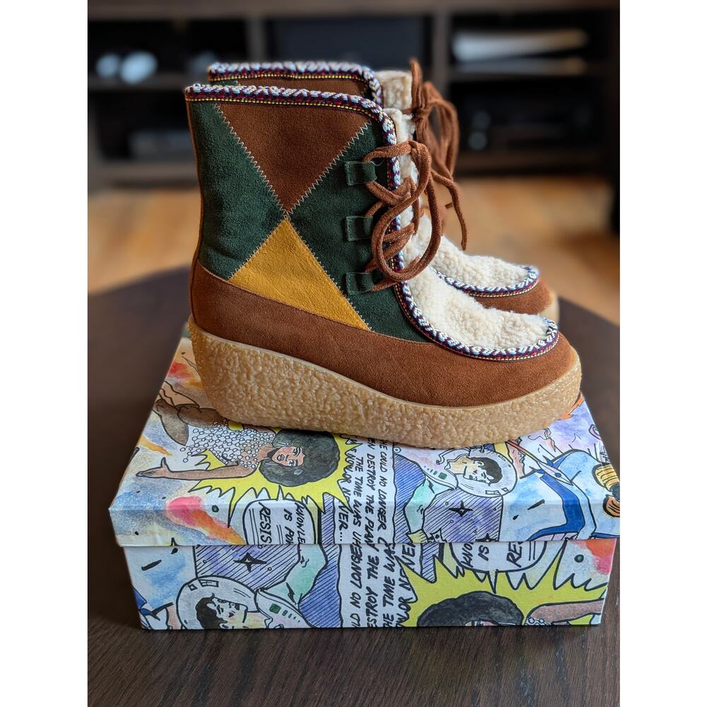 NIB Jeffrey Campbell Milono Platform Boots Suede Sherpa Wedge Tan Combo Womens 9 - Picture 3 of 5